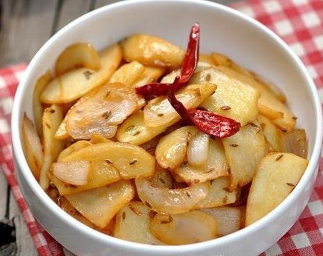 洋蔥最好吃的19種做法，簡單好做又便宜，一天一顆洋蔥一年不生病