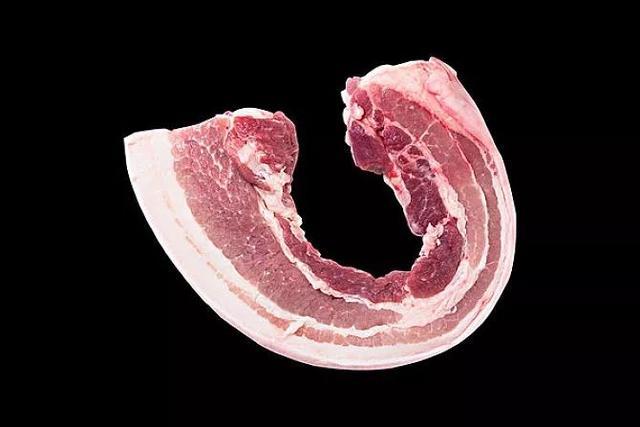 冰箱裡的肉凍多久就不能吃了？一張表總結得清清楚楚