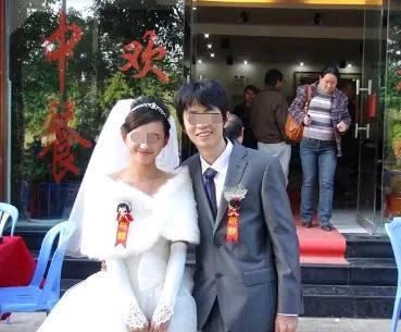 婆婆不帶孩子，我賭氣住娘家，她生日我回家祝壽，進門後傻眼了！