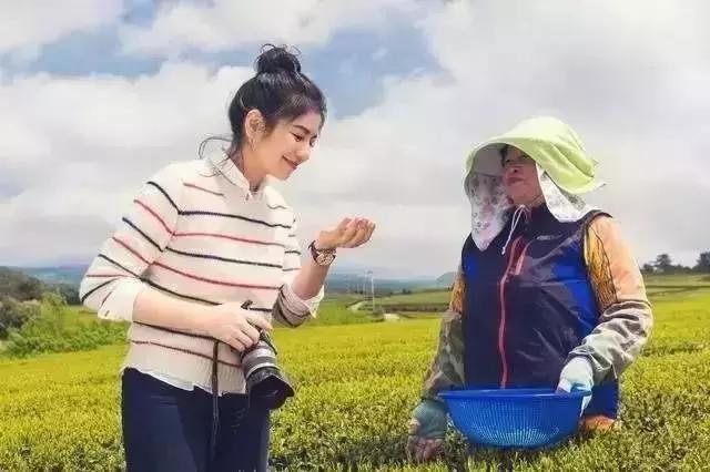 她是最美艷港姐,曾「被周潤發、張國榮深愛」,婚後息影「為愛守寡10年」,如今58歲的她...