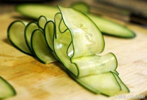 黃瓜籽的功效與作用！ 補鈣壯骨還止咳！ 人過40每天來一點！