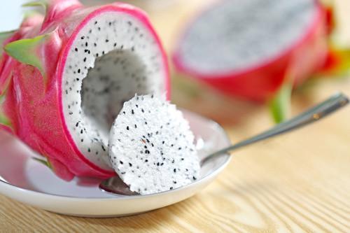 紅心火龍果和白心火龍果有什麼區別? 學問大了, 可不只顏色不同那麼簡單 