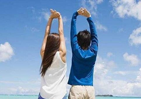 結婚女方不要彩禮,還買新房家電,男方不滿足,算計女方再買家具