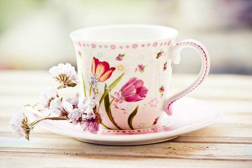 婆婆對外婆特別不好，卻有臉要求我必須要有良心要孝敬她