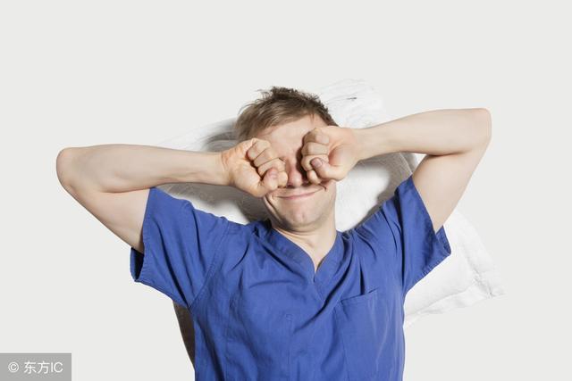 早上起床眼乾、眼屎多,可能預示5種病!希望你別等出事才發現
