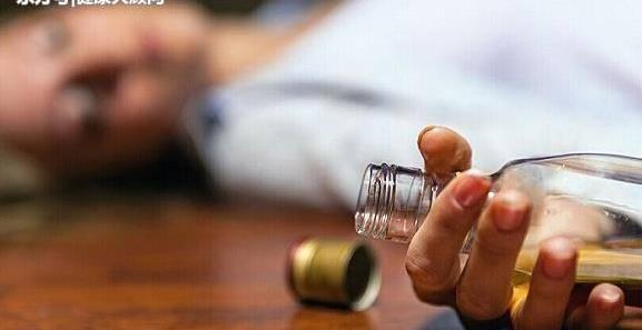 19歲女大學生查出肝癌離世,醫生解釋:都怪她經常這樣吃!比砒霜還要毒!