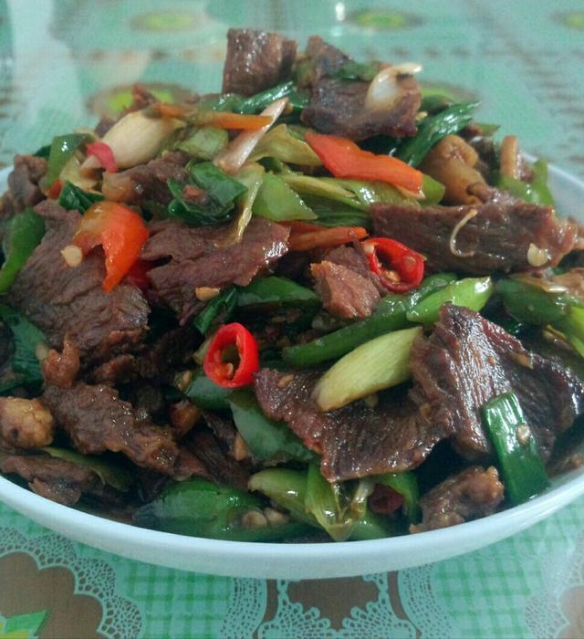 這才是豬頭肉做最好吃的15種做法,大人小孩都愛吃,特下飯!