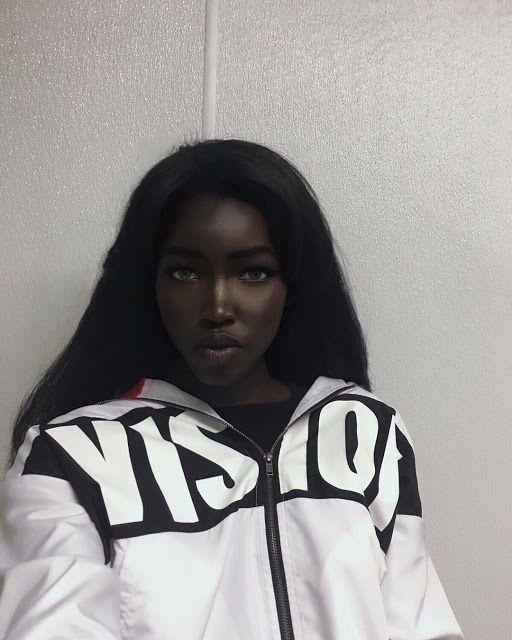 Fashion fan blog from industry supermodels: DARUM WIRD DIESES MÃDCHEN NUR BLACK BARBIE GENANNT...