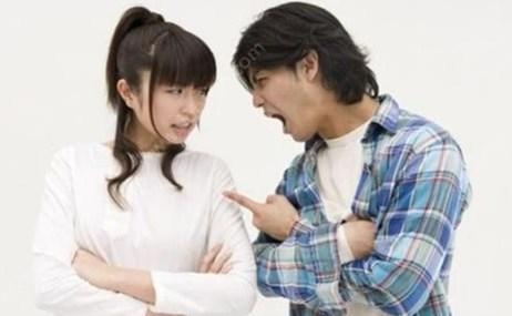 結婚女方不要彩禮,還買新房家電,男方不滿足,算計女方再買家具