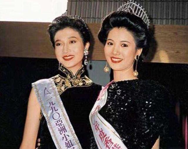 吳綺莉復出？卷發紅裙身材曼妙，這位單親媽媽終於願為自己而活了