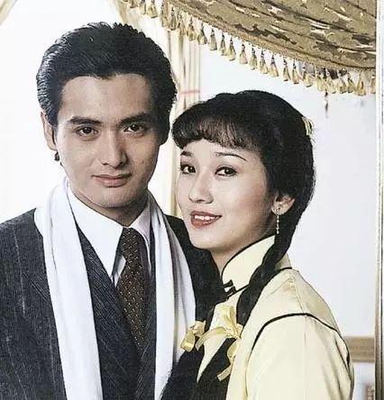 趙雅芝拍攝新白娘子傳奇時已經38歲了?你可曾見過她18歲的樣