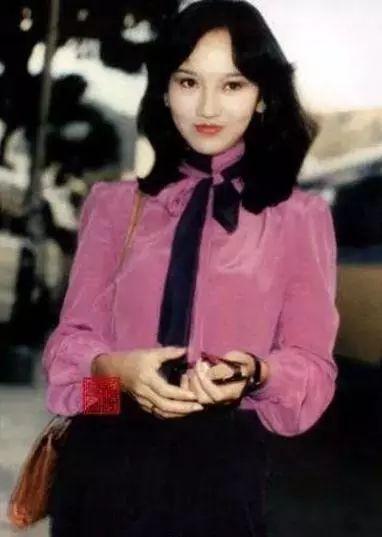 趙雅芝拍攝新白娘子傳奇時已經38歲了?你可曾見過她18歲的樣