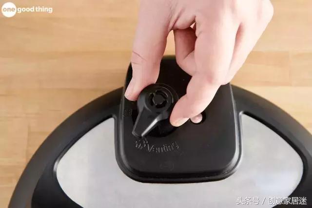 電鍋總是臭臭的... 原來是因為不會清潔!教你清潔妙招,很多人都清潔錯了