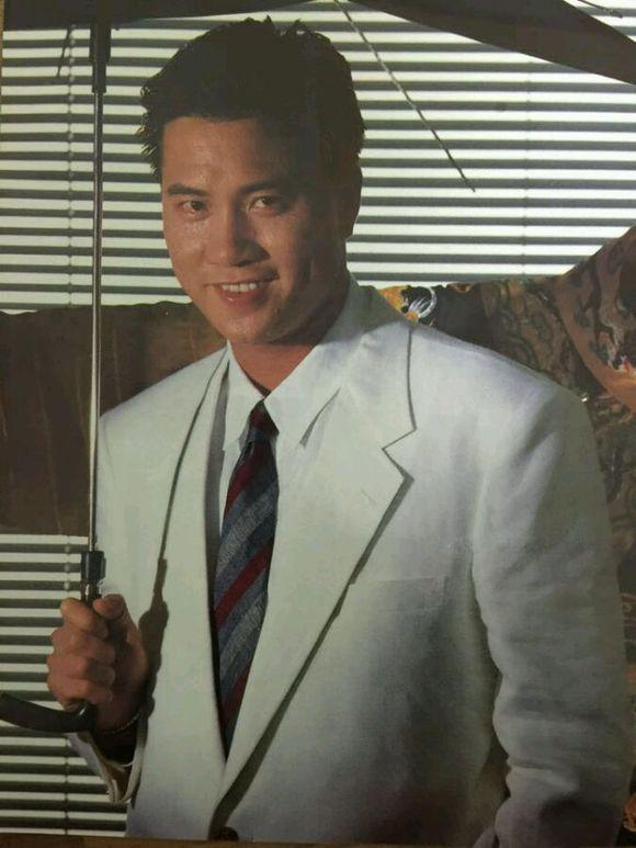 61歲萬梓良近照,白發稀疏發胖嚴重,得糖尿病直言活不久