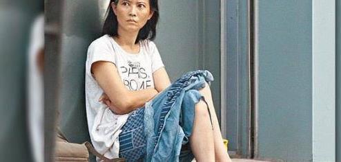 又一位22歲明星服藥自殺，當晚留下定時微博稱：我不配做人！