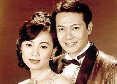 劉德華雙胞胎弟弟現身街頭，跟華仔相似度高達99%，網友：以為是華仔本尊！