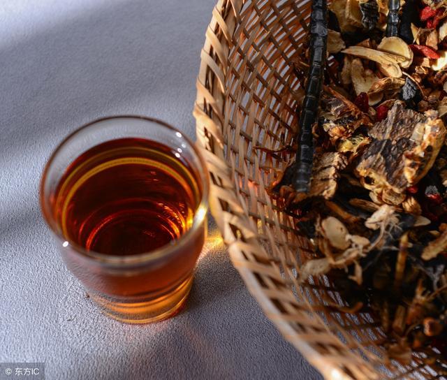 桂圓乾營養豐富，這麼吃大補氣血！含鐵量是紅棗的3倍！人參還補