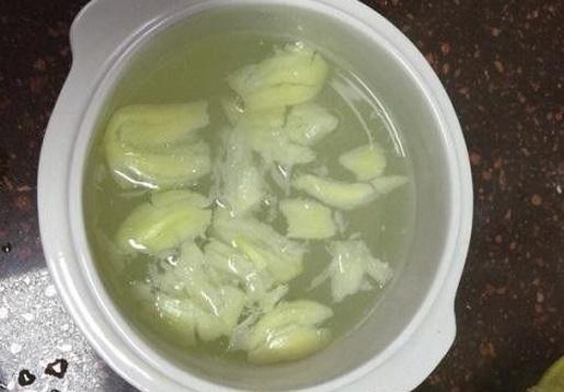反復咳嗽，喉嚨有痰難入睡？一片葉子熬碗水，再不復發（秒轉）