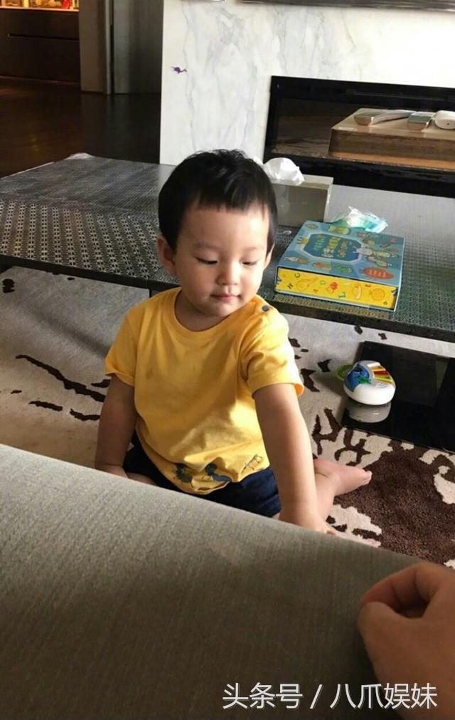 大S基因太強大，女兒是翻版小杉菜，兒子號稱嬰兒界的吳彥祖！