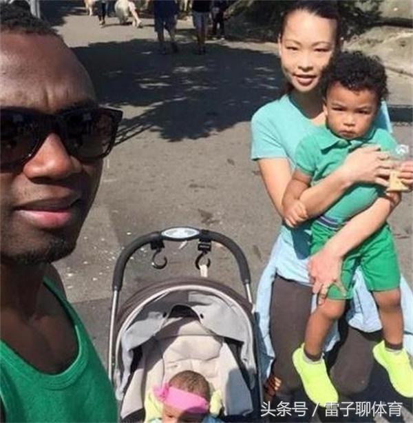 中國女富豪為追黑人拳王買下香港拳館！ 直言和他在一起最舒服！