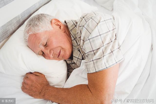 60歲的老人睡多久才好？建議不要超過這個數，否則麻煩大