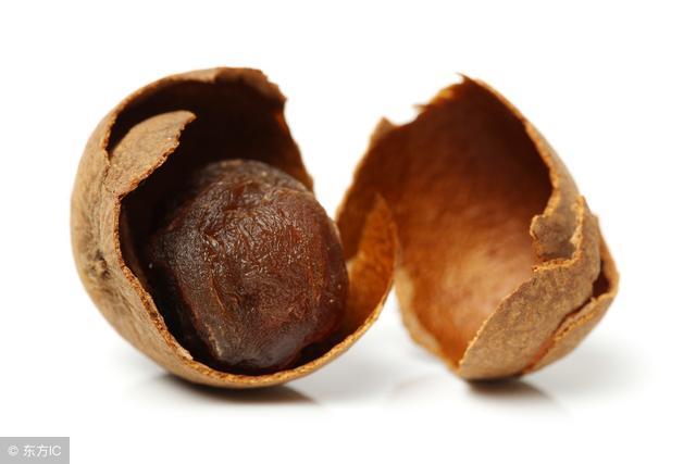 桂圓乾營養豐富，這麼吃大補氣血！含鐵量是紅棗的3倍！人參還補