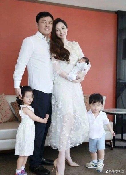 生3胎名份飛了!吳佩慈老公傳「熱戀22歲女」她吃醋翻臉,新歡侵門踏戶「直接宣示主權」!