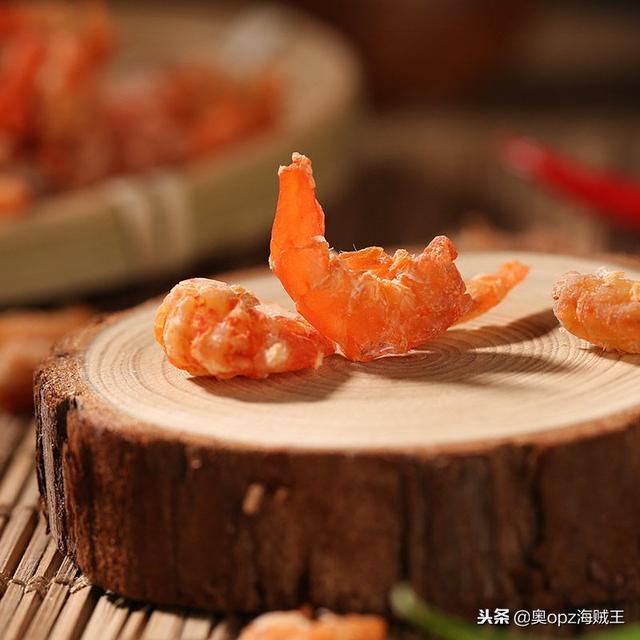 女人上了年紀，最好少吃豬肉，多吃下麵這些食物，年輕有勁顯水嫩