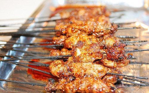 央視主持肖曉琳腸癌去世,如果你有這3種情況,趕緊去醫院檢查