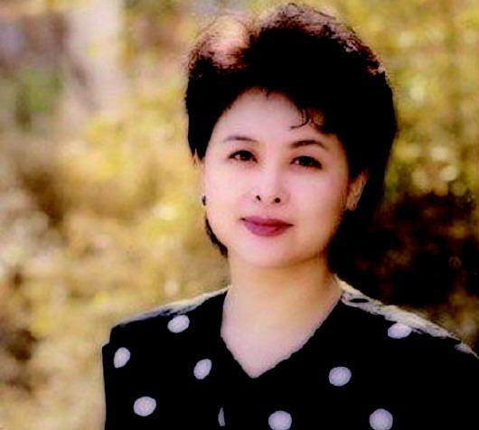 央視主持肖曉琳腸癌去世,如果你有這3種情況,趕緊去醫院檢查