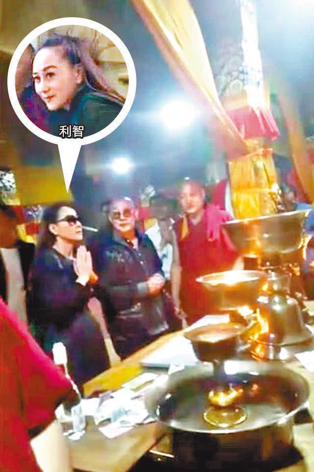 李連傑首度公開與倆女兒合照，她們遺傳利智的好身材擁有驚豔美貌