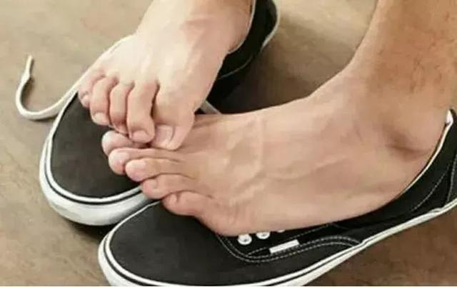 泡腳雖好，但是這6種人不能隨便泡！