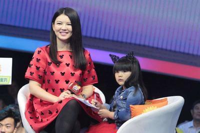 郭晶晶終於炫富了，不炫富還好，一炫富她就是東方最美！