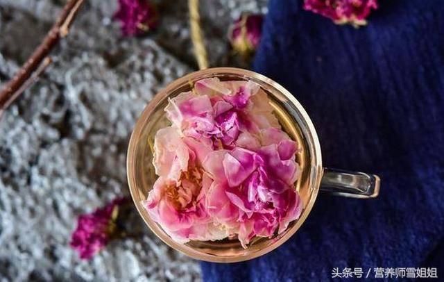 胃不好，遠離「三物」，多飲「四水」，做好這五件事，胃一點點變好!