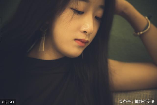 我辛苦存錢買房子，這次陪老公回老家，公公的話讓我轉身離開