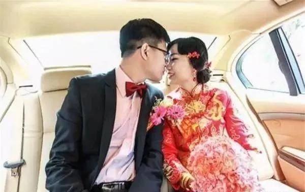 丈夫出差，我深夜睡不著給他打電話，忘掛電話，聽到聲音我淚如雨下