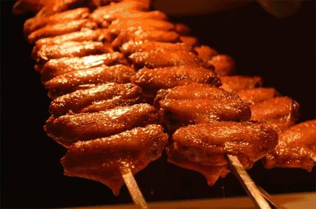 胃不好，遠離「三物」，多飲「四水」，做好這五件事，胃一點點變好!