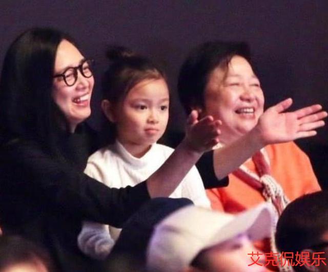 天王嫂不好當，至今沒有舉行婚禮，劉德華自曝妻子吃素15年