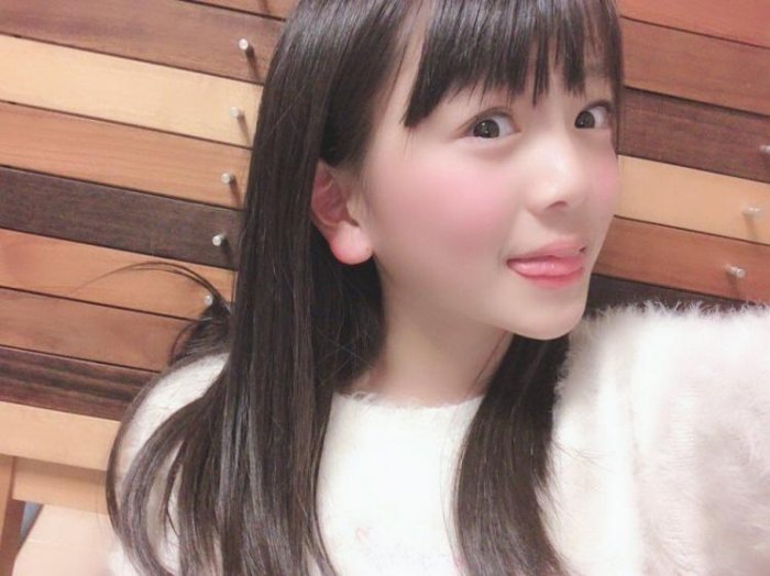 小六長這樣合理嗎！12歲櫻花妹舞台唱跳...「水汪大眼」萌度破表！鄉民全暴動：想犯罪惹